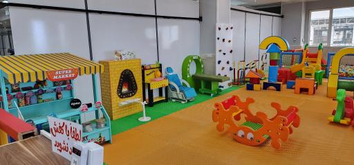 عکس شهربازی سرپوشیده قصر