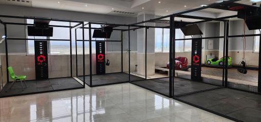 عکس شهربازی سرپوشیده قصر