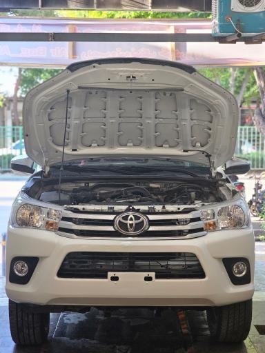 عکس خدمات فنی و برق خودرو دکاموند