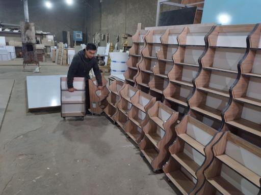 عکس کارگاه میلان چوب