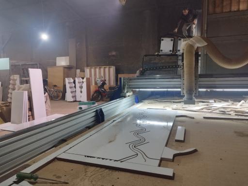 عکس کارگاه میلان چوب