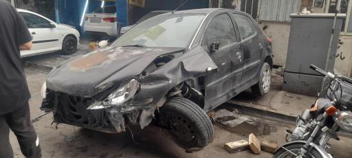 عکس تعمیرگاه نامدار