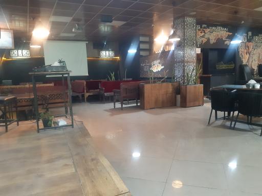 عکس کافه رستوران اهورا شهرری 