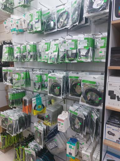 عکس کامپیوتر مرکزی لارستان