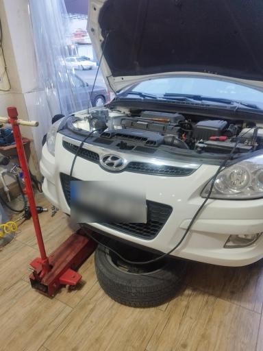 عکس باطری سازی محسن تهرانی 