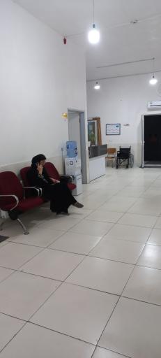 عکس درمانگاه شبانه روزی مادر