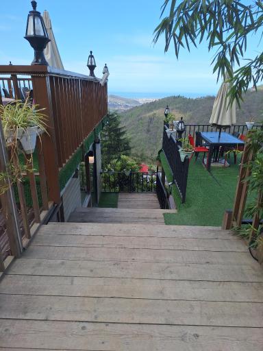 عکس کافه رستوران کوهستان