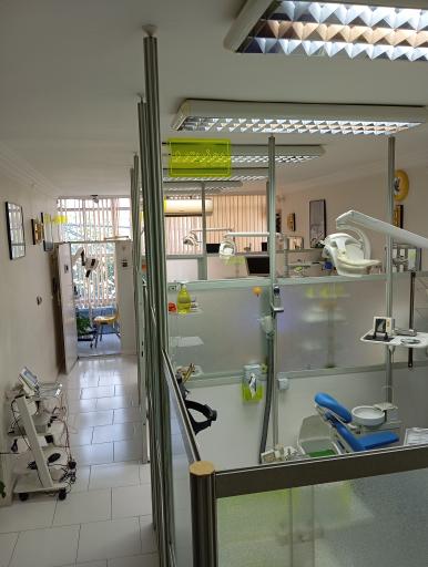 عکس دندانپزشکی ولی عصر (عج)