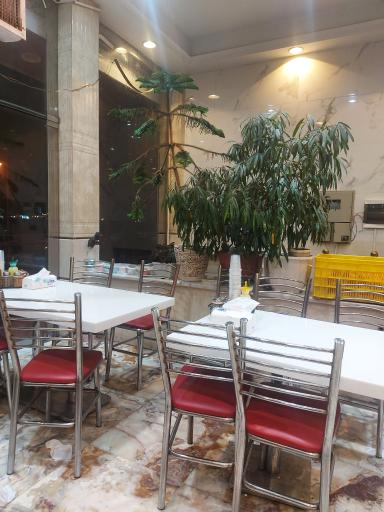 عکس طباخی بام تهران