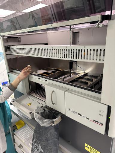 عکس آزمایشگاه پاتوبیولوژی و ژنتیک جردن