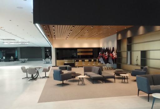 عکس نمایندگی مدیران خودرو 777