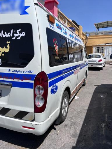 عکس آمبولانس خصوصی تبریز نجات ایستگاه بیمارستان نیکوکاری