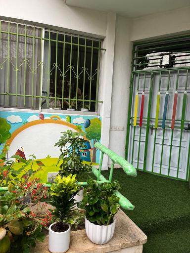 عکس مهدکودک گلهای بهاری