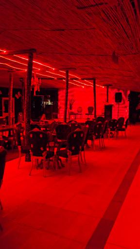 عکس کافه رستوران آوا پرشنگ