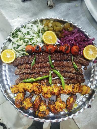 عکس نان داغ کباب داغ بناب