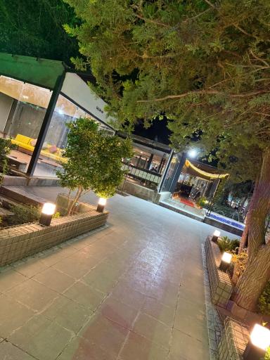 عکس باغ رستوران پدیده شب های شیراز