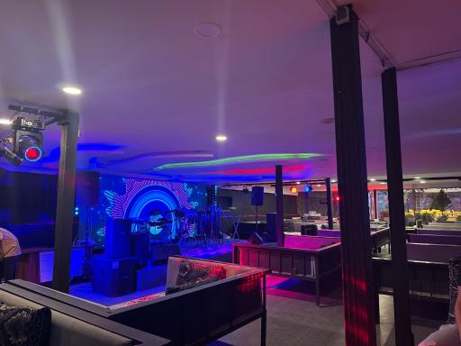 عکس باغ رستوران پدیده شب های شیراز