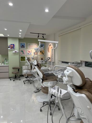 عکس مطب دندانپزشکی دکتر یاسمین کرباسچی