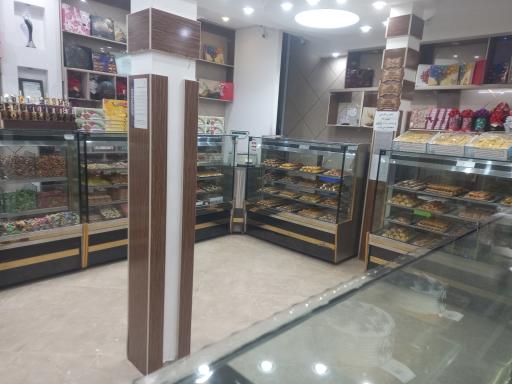 عکس شیرینی سرای پاریزی