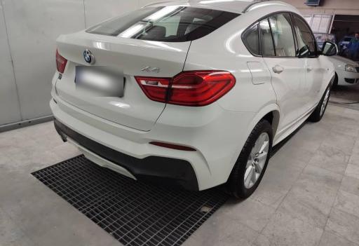 عکس خدمات خودرو پارسیان