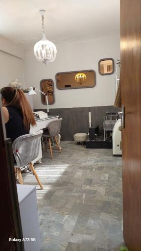 عکس سالن زیبایی آذر یزدانی