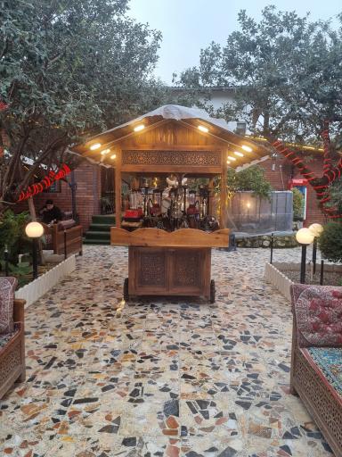 عکس باغ رستوران کباب خوب