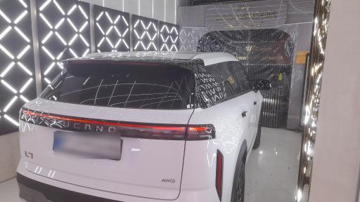 عکس تشخیص رنگ و فنی اتومبیل سروش