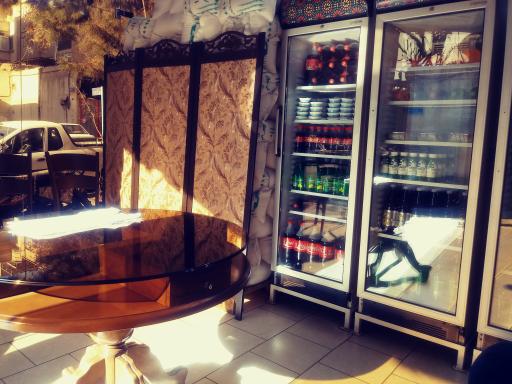 عکس تهیه غذای شادمانه