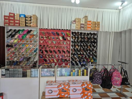 عکس فروشگاه کفش پاپا شعبه 5