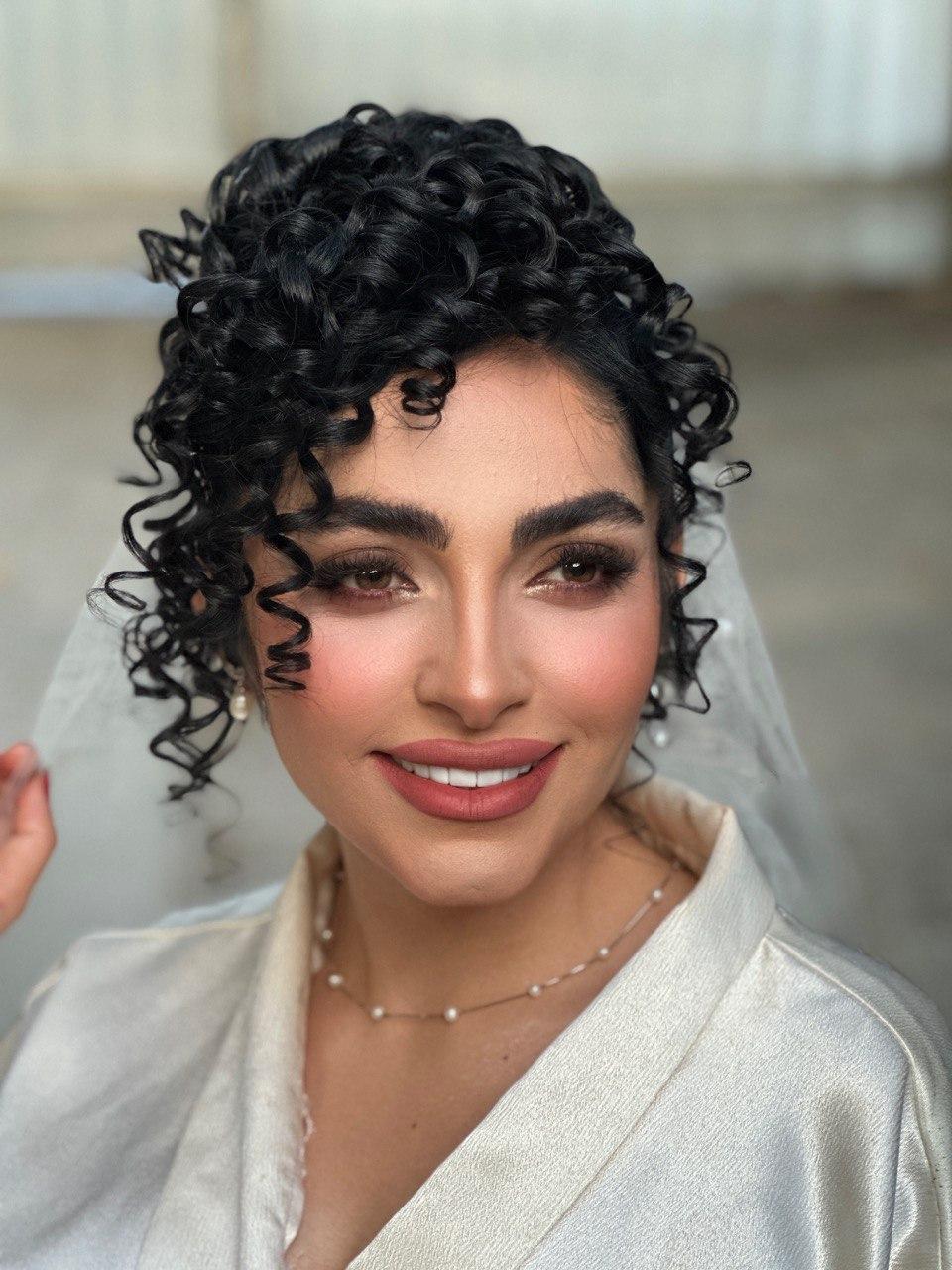 عکس سالن زیبایی مینا داوری