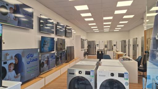 فروشگاه زنجیره ای اسنوا (شعبه میدان چیتا)