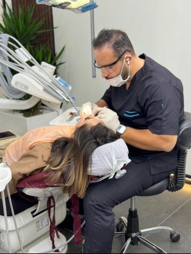 عکس مطب دندانپزشکی دکتر امیر مرام