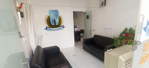 عکس کارگاه دندان سازی الماس دنت