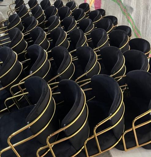 عکس تولیدی چیر استور محترمی