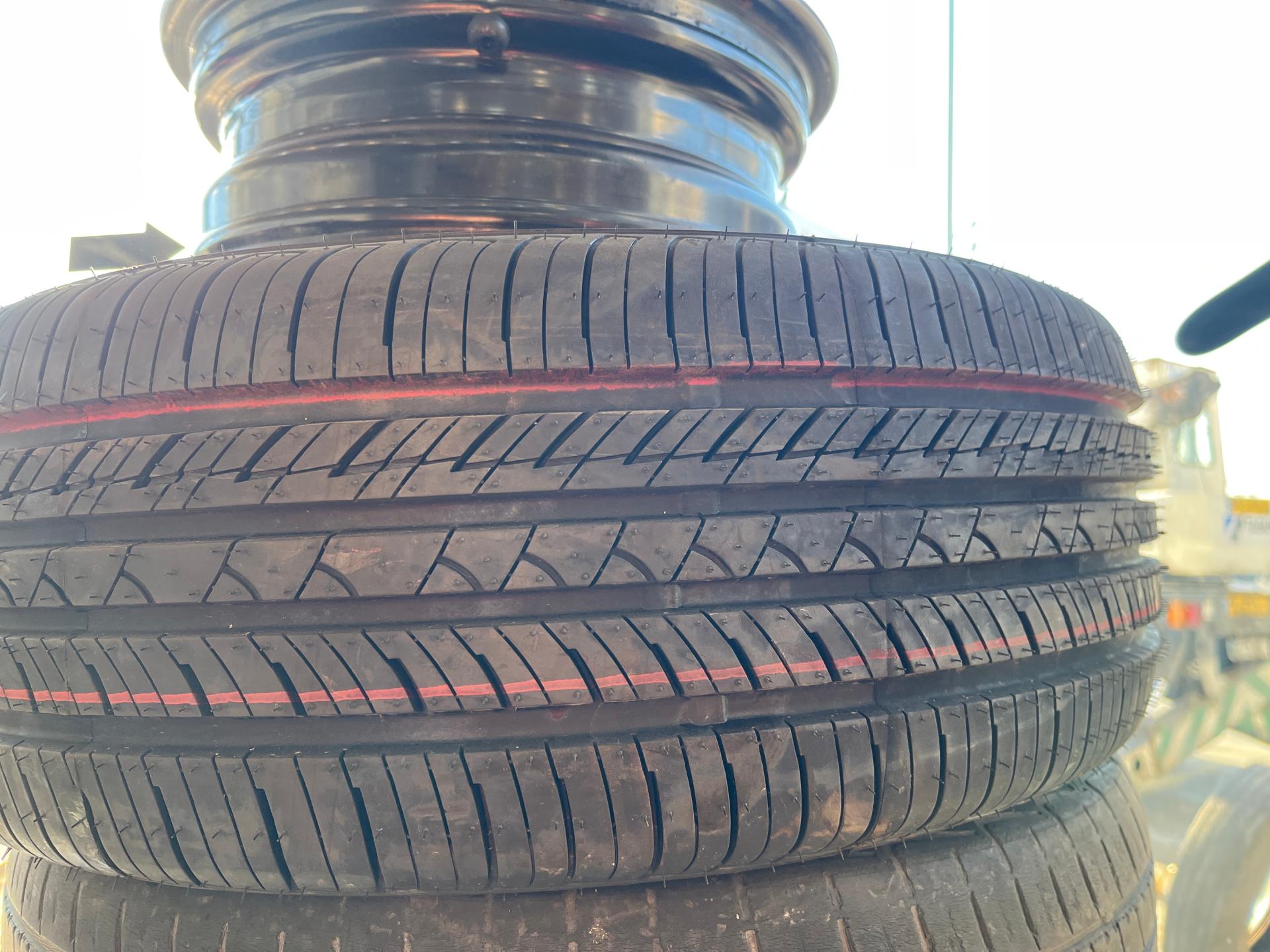 عکس لاستیک سبک و سنگین محسن