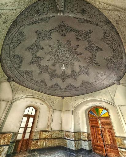 عکس مقبره حسام الدوله بیرجندی