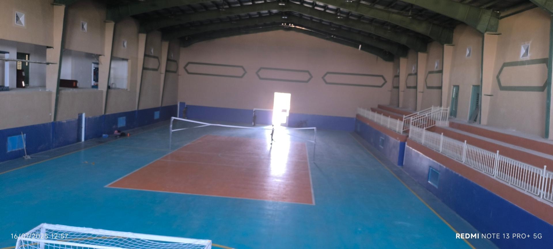 عکس سالن و باشگاه جهاد 