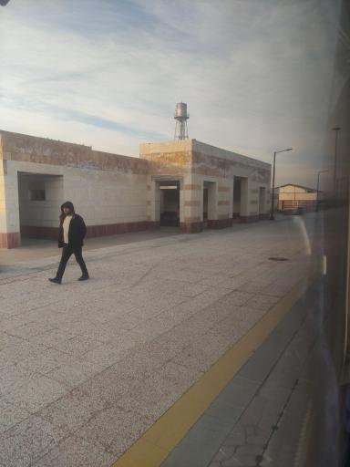 عکس ایستگاه راه آهن میاندوآب