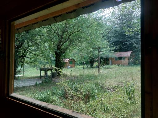 عکس کلبه های جنگلی پارک جوارم