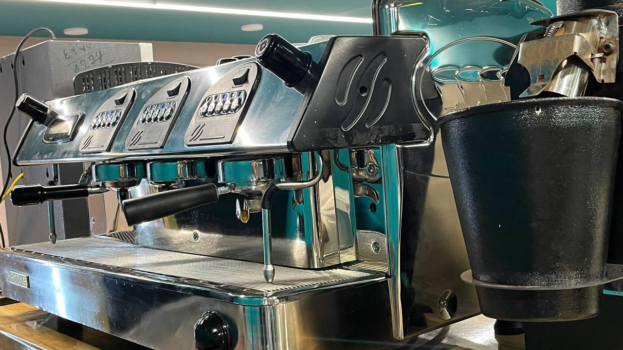 عکس کافه لاو