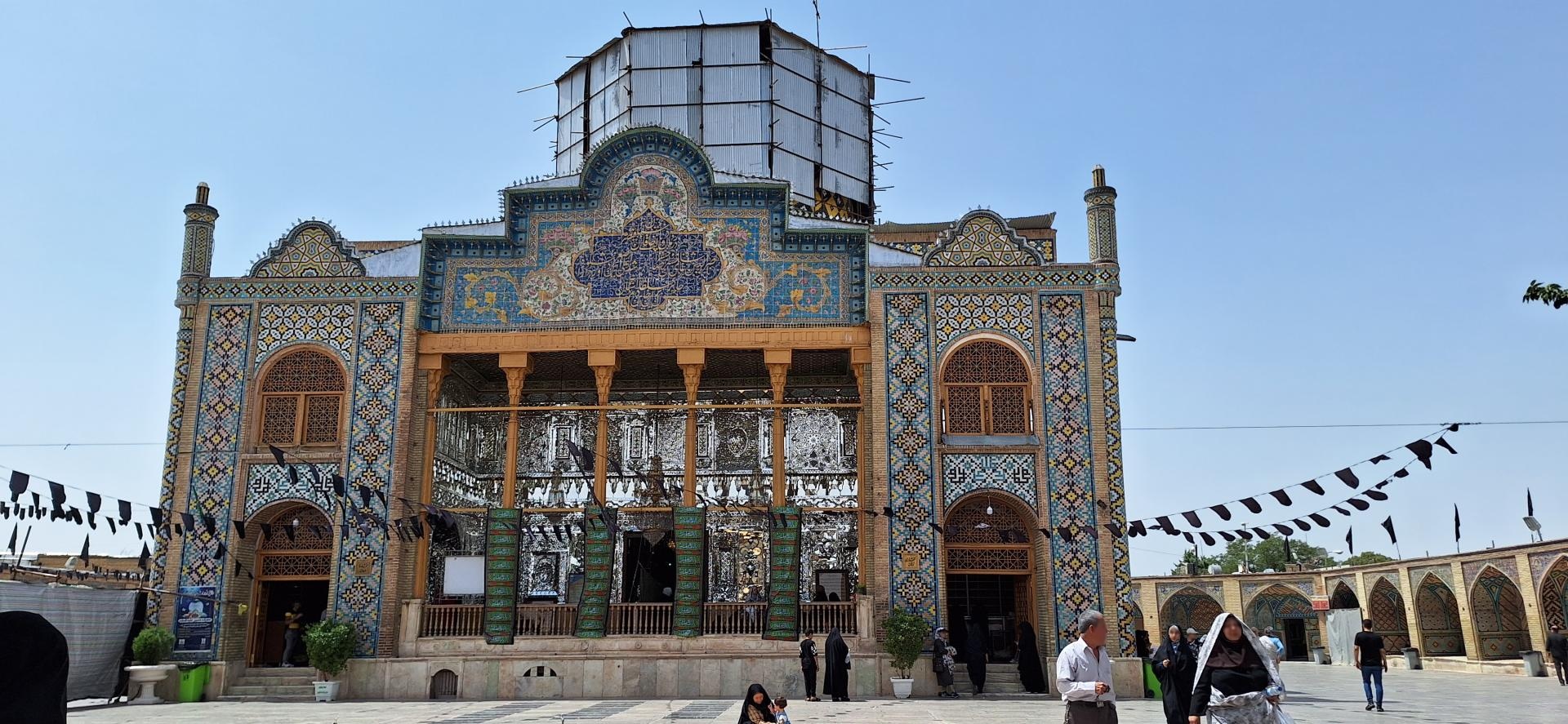 عکس حسینیه امامزاده شازده حسین