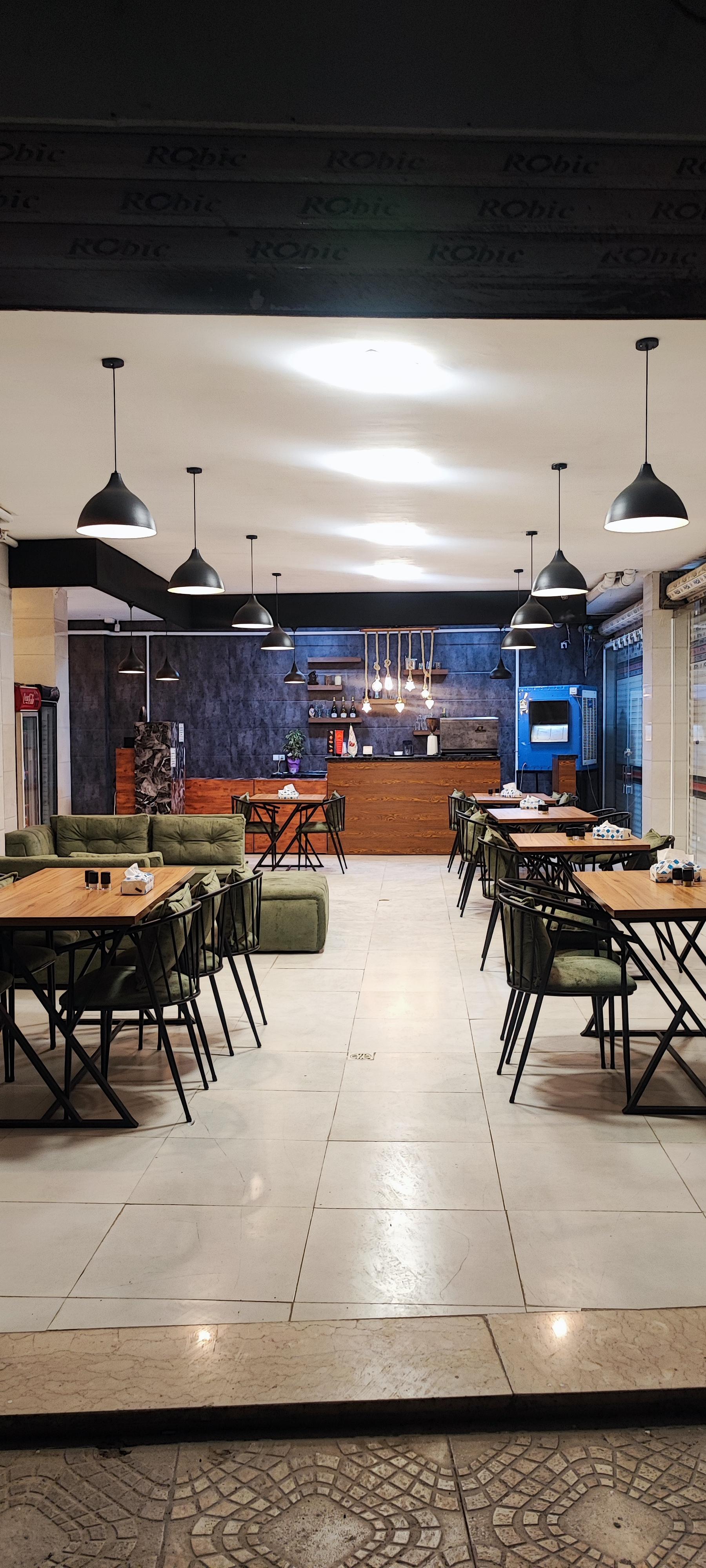 عکس فست فود پاپریکا