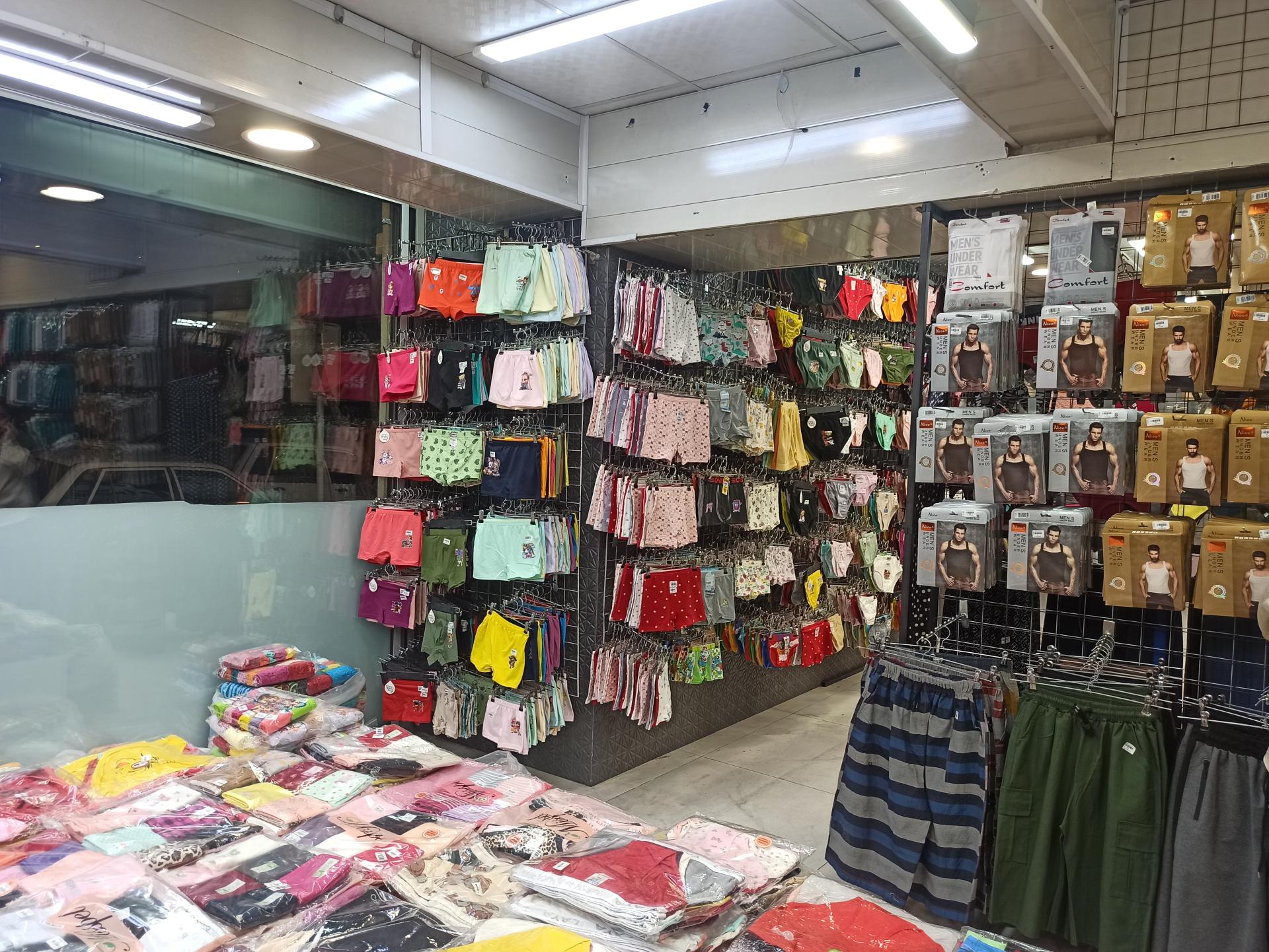 عکس فروشگاه لباس زیر نعیمی