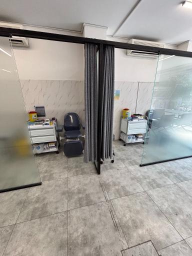 عکس آزمایشگاه پاتوبیولوژی ساره