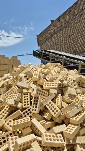 عکس انبار مصالح ساختمانی مکارمی نیا