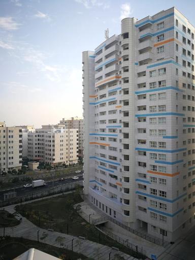 عکس برج b4
