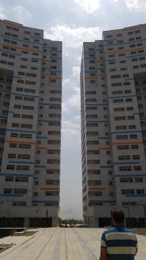 عکس برج b4
