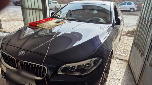 عکس ترمیم شکستگی شیشه اتومبیل