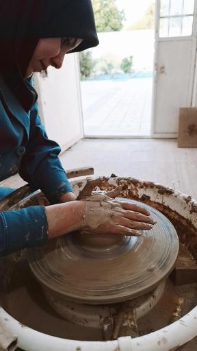 عکس آموزشگاه سفال و لعاب توپال