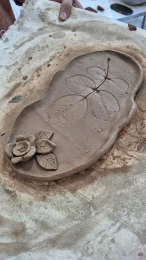 عکس آموزشگاه سفال و لعاب توپال